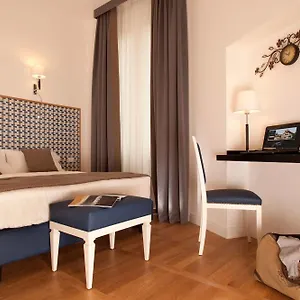 3* Otel Floris